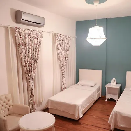 Otel Bee Alaçatı *